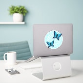 Blue Butterfly Mandala Sticker (Laptop op bureau)