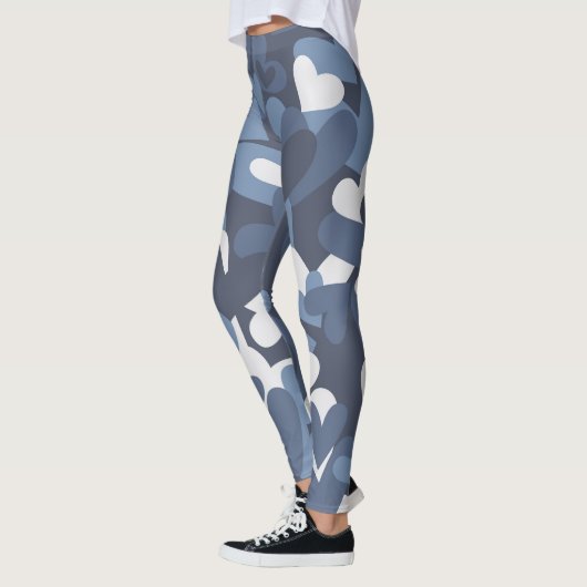 Blue Camo Hearts Patterned | LEGGINGS (Links)
