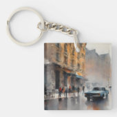 Blue Car in Foggy Cityscape Sleutelhanger (Voorkant)