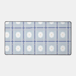 Blue Checkered Daisy pattern Bureaumat