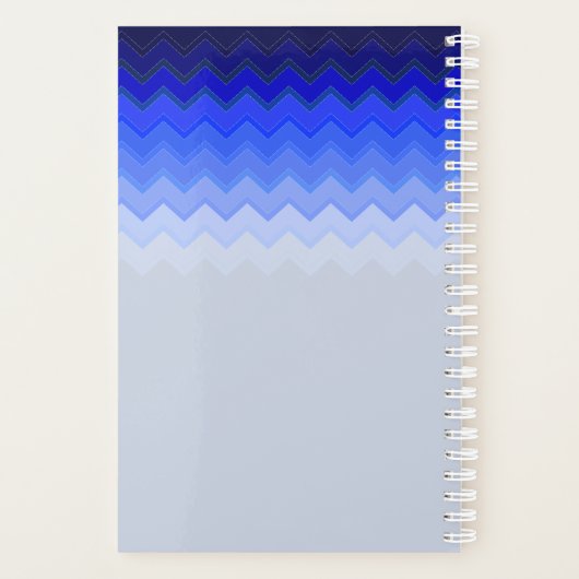 Blue Chevron Pattern Monogrammed Planner (Achterkant)