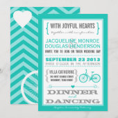 Blue Chevron Trendy Bicycle Hearts Wedding Invite Kaart (Voorkant / Achterkant)