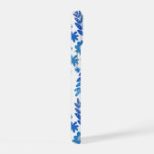 Blue China Hand Drawn Floral Pattern & Monogram iPhone 15 Case (Rechterkant)