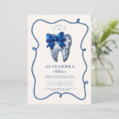 Blue Chinoiserie Bow Dentist Afstuderen Kaart (Staand voorkant)