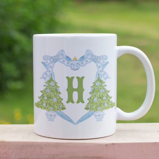 Blue Chinoiserie Christmas Tree Monogram Crest Tweekleurige Koffiemok