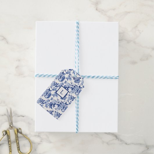 Blue Chinoiserie Monogram Cadeaulabel (Met Touw)