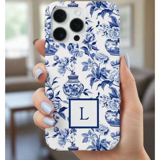 Blue Chinoiserie Monogram iPhone Hoesje
