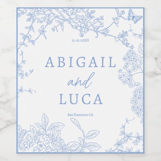 Blue Chinoiserie Toile de Jouy Wedding Save Datum Wijn Etiket (Enkel label)