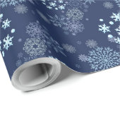 Blue Christmas Elegant Snowflake Pattern Cadeaupapier (Rol Hoek)