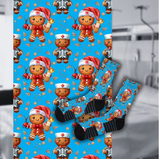 Blue Christmas Nurse Whimsical Gingerbread Man Sokken