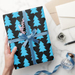 Blue Christmas Tree Abstract Eenvoudig Zwart Cadeaupapier<br><div class="desc">Blauwe kerstboom Abstract eenvoudig zwart inpakpapier.</div>
