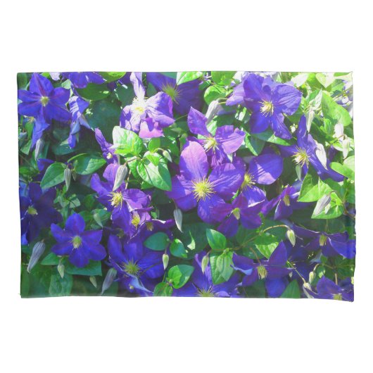 Blue Clematis Pillow Hoesje Kussensloop (Voorkant)