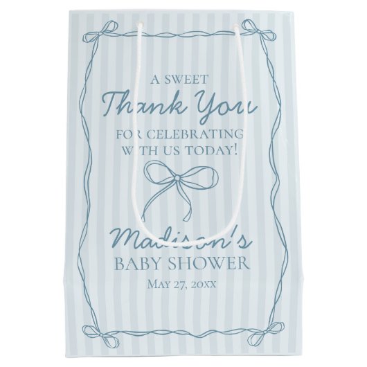 Blue Coquette Bow Pastel Gestreept Baby shower Fav Medium Cadeauzakje (Achterkant)