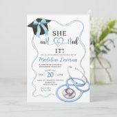 Blue Coquette Nurse Afstuderen Kaart (Staand voorkant)