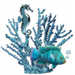 Blue Coral Reef Magnet Fotobeeldje Magneet<br><div class="desc">Acrylfotobeeldhouwmagneet met een afbeelding blauw koraal dat een blauw zeepaardje met glanzend blauw en een mooie blauwe vis met blauw topazluchtbelletjes beschermt. Zie bijpassende acrylfoto-beeldhouwpin,  sleutelhanger,  ornament en sculptuur. Zie het volledige Onder het collectie van de Magneet van het Zee in de SPECIALE TOUCHES | Afdeling Voorkeuren partij.</div>