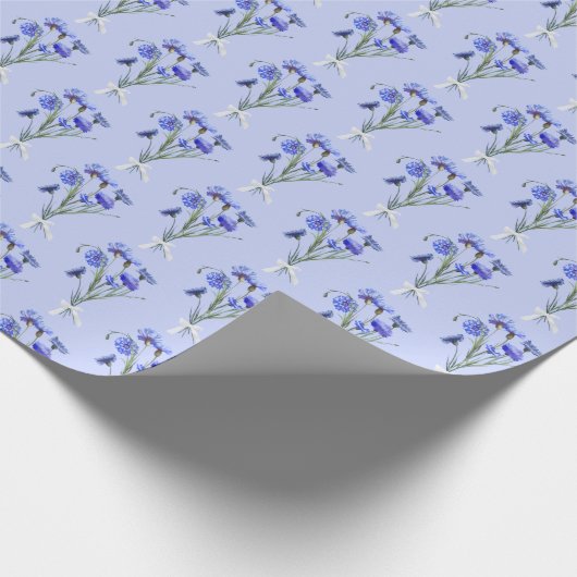 Blue Cornflower Bouquets Cadeaupapier (Hoek)