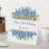 Blue Cornflower Diamond Bling Wedding Reclamebord Met Voetstuk (Insitu)