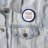 Blue Custom Pin Back Button met Logo Geen Minimum (In situ)