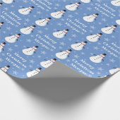 Blue Cute Snowman Snowflake Merry kerstnaam Cadeaupapier (Hoek)