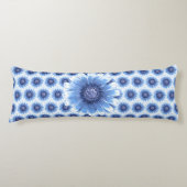 Blue Daisy Body Pillow Lichaamskussen (Voorkant)