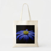 Blue Daisy Gerbera Flower op een zwarte achtergron Tote Bag (Voorkant)