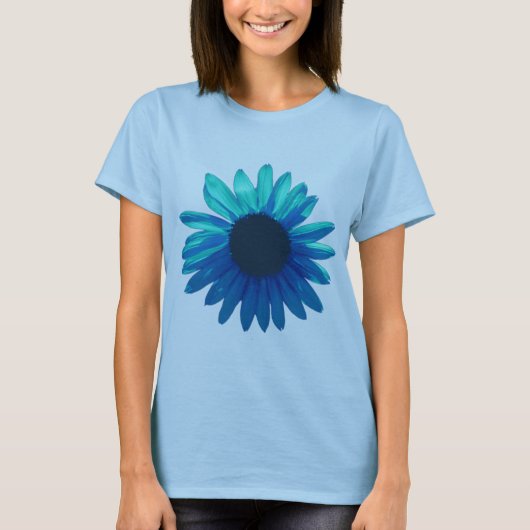 Blue Daisy Tie Dye Shirt (Voorkant)
