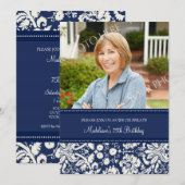 Blue Damask Foto 75th Birthday Party Invitations Kaart (Voorkant / Achterkant)