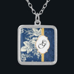 Blue Damask Monogrammed Ketting Sjabloon<br><div class="desc">Geweldig geschenk voor dames en meisjes. Mooie bruidsschat ook.</div>