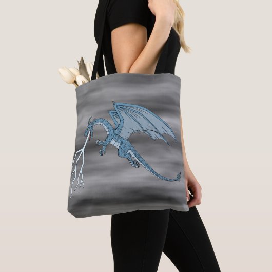 Blue Dragon Spitting Lightning Tote Bag (Dichtbij)