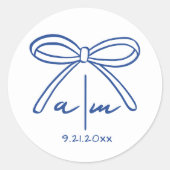 Blue Drawn Bow Whimsical Wedding Monogram Ronde Sticker (Voorkant)