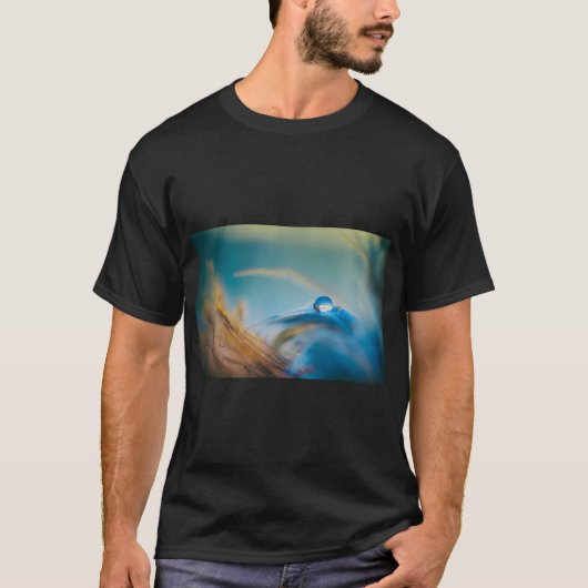 Blue Droplet Feather Art T-shirt (Voorkant)