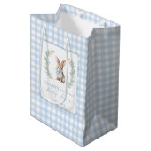 Blue Easter bunny baby shower dank u cadeau tassen Medium Cadeauzakje (Voorkant Gekanteld)