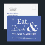 Blue Eat Drink We zijn getrouwd Retro Elopement Briefkaart<br><div class="desc">Nodig vrienden en familie uit om je te helpen je recente huwelijk te vieren met dit funky retro wit op blue Eat,  Drink & Be Married! briefkaart voor de uitnodiging voor een feestje.</div>