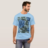Blue Elegance: provinciale Rozen in bloei T-shirt (Voorkant volledig)