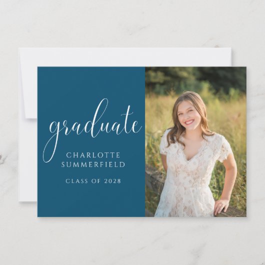 Blue Elegant Script Afstuderen Photo Invitation Kaart (Voorkant)