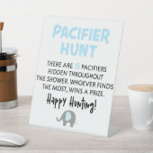 Blue Elephant Pacifier Hunt Baby shower Game Sign Reclamebord Met Voetstuk (Insitu)