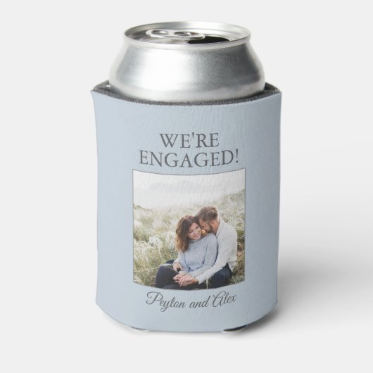 Blue Engagement Party Foto We zijn verloofd Blikjeskoeler (Blikje Achterkant)