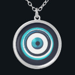 Blue Evil Eye hanger Ketting - Grieks charme<br><div class="desc">Bescherm jezelf tegen negatieve energie en trek veel geluk met dit prachtige Silver Evil Eye ketting. Het boze oog is een symbool van bescherming en het afweren van het kwaad in veel culturen, zoals in Turkije, Griekenland en het Midden-Oosten. Men gelooft dat het dragen van een kwaadaardig ketting je kan...</div>