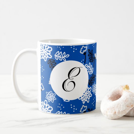 Blue field flowers koffiemok (Met donut)