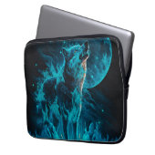 Blue Flame Wolf Laptop Sleeve (Voorkant Links)
