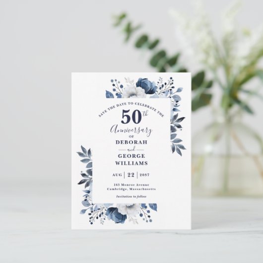 Blue Floral 50th Wedding Jubileum Bewaar de datum Briefkaart (Staand voorkant)