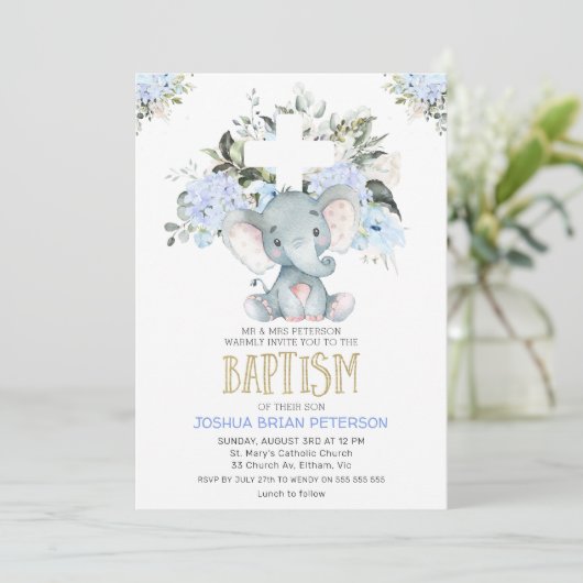 Blue Floral Baby Elephant Baptism Invitation Kaart (Staand voorkant)