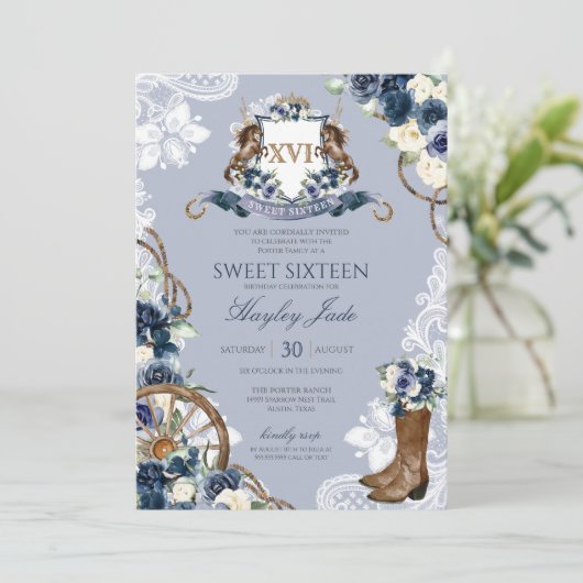 Blue Floral & Elegant Crest Cowgirl Ranch Sweet 16 Kaart (Staand voorkant)