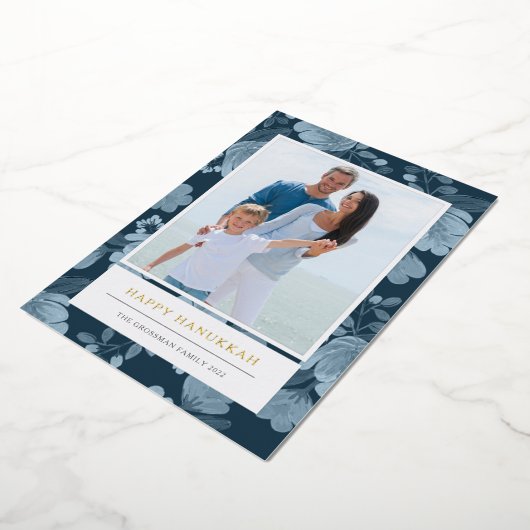 Blue Floral en Gold Hanukkah Foto Folie Feestdagenkaart (Gedraaid)