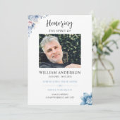 Blue Floral Funeral Invitation Celebration of Life Kaart (Staand voorkant)