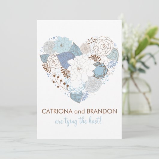 Blue Floral Heart Winter Wedding Invitation Kaart (Staand voorkant)