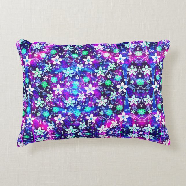 Blue Floral Pattern - Edelweiss Flower Geometric Accent Kussen (Voorkant)