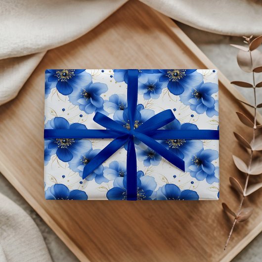 Blue Floral Pattern with Gold Accents Cadeaupapier