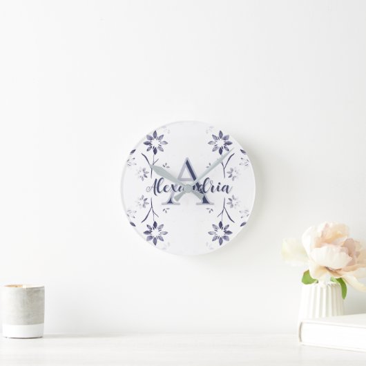 Blue Floral Personalized Monogram Name Ronde Klok (Huis)