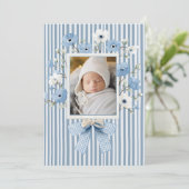 Blue Floral Whimsical Vintage Birth Announcement Kaart (Staand voorkant)